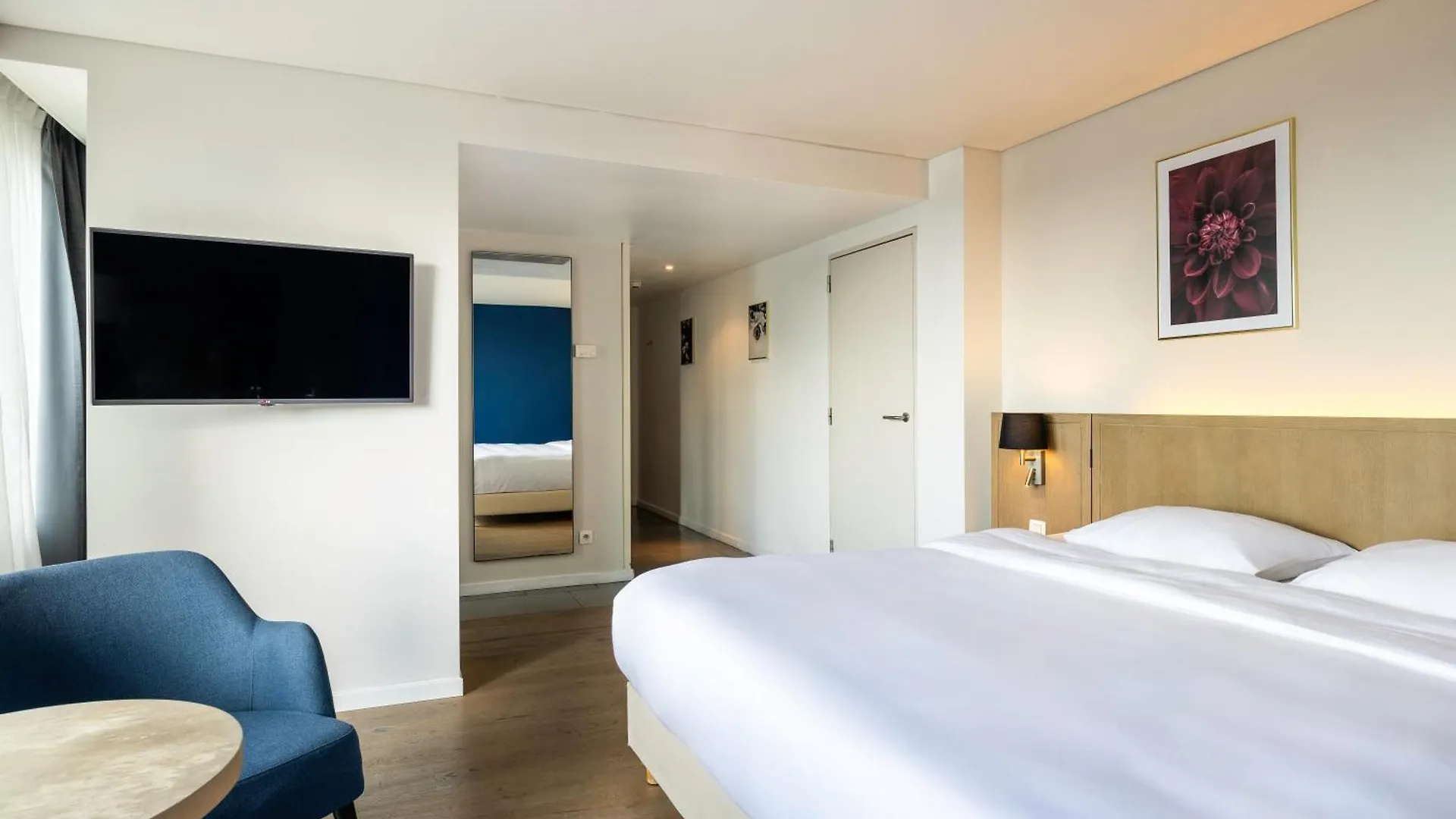 Park Inn By Radisson Antwerp City Centre 3*,  Belgium