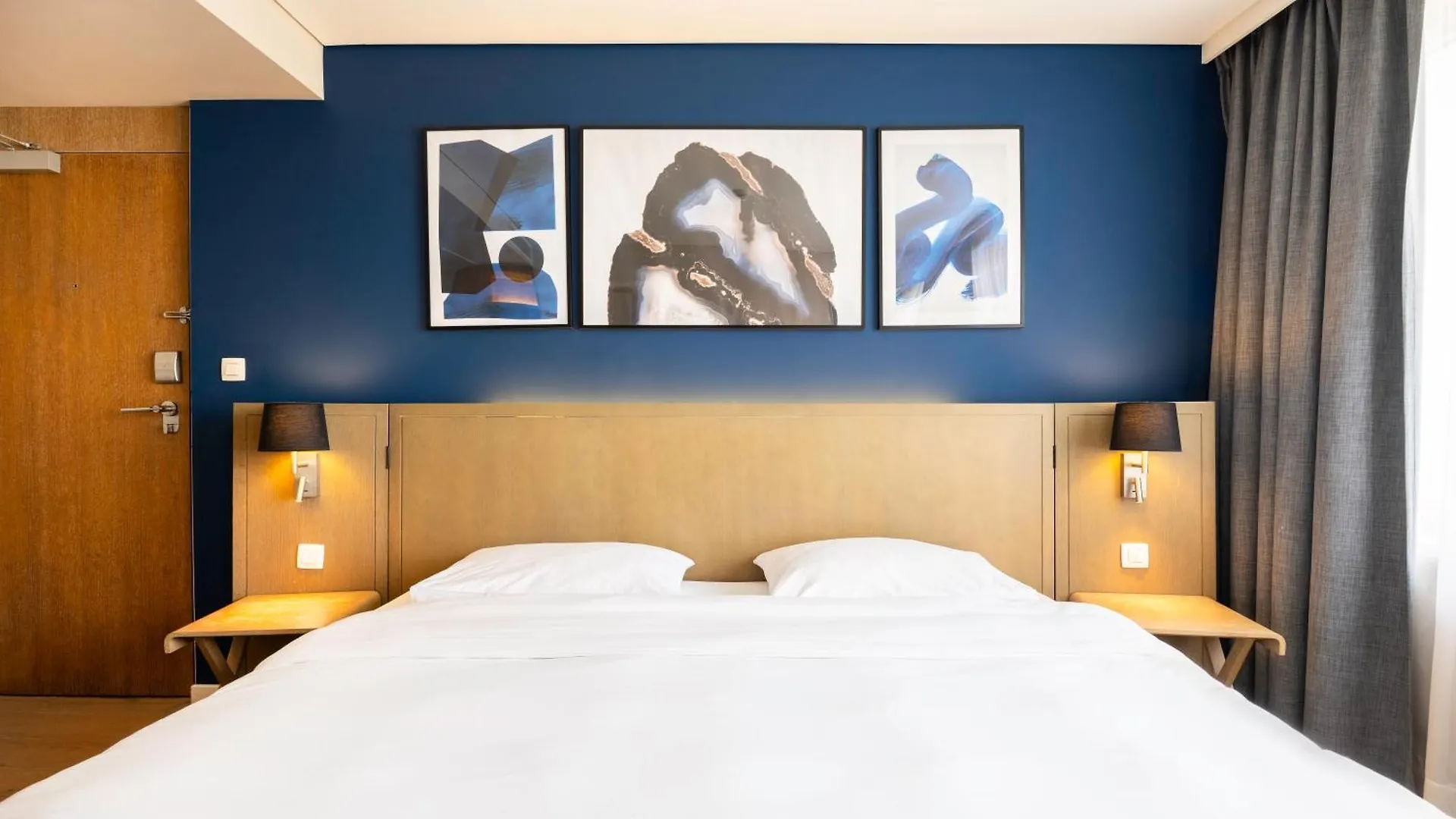 Park Inn By Radisson Antwerp City Centre Hotel