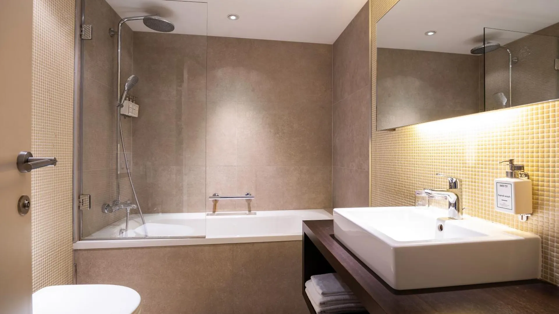 *** Hotel Park Inn By Radisson Antwerp City Centre Belgium