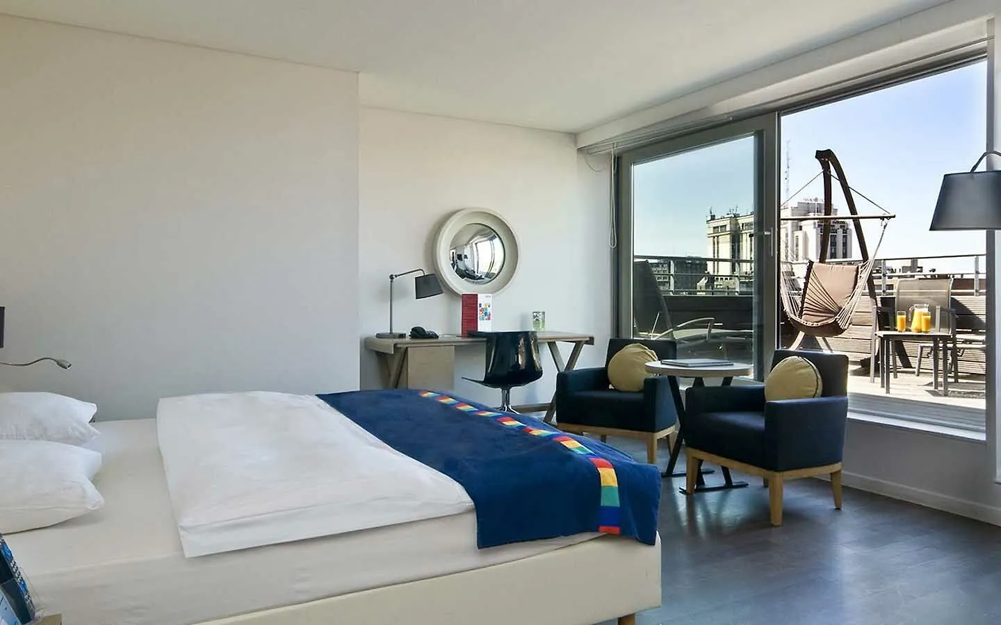 *** Hotel Park Inn By Radisson Antwerp City Centre Belgien