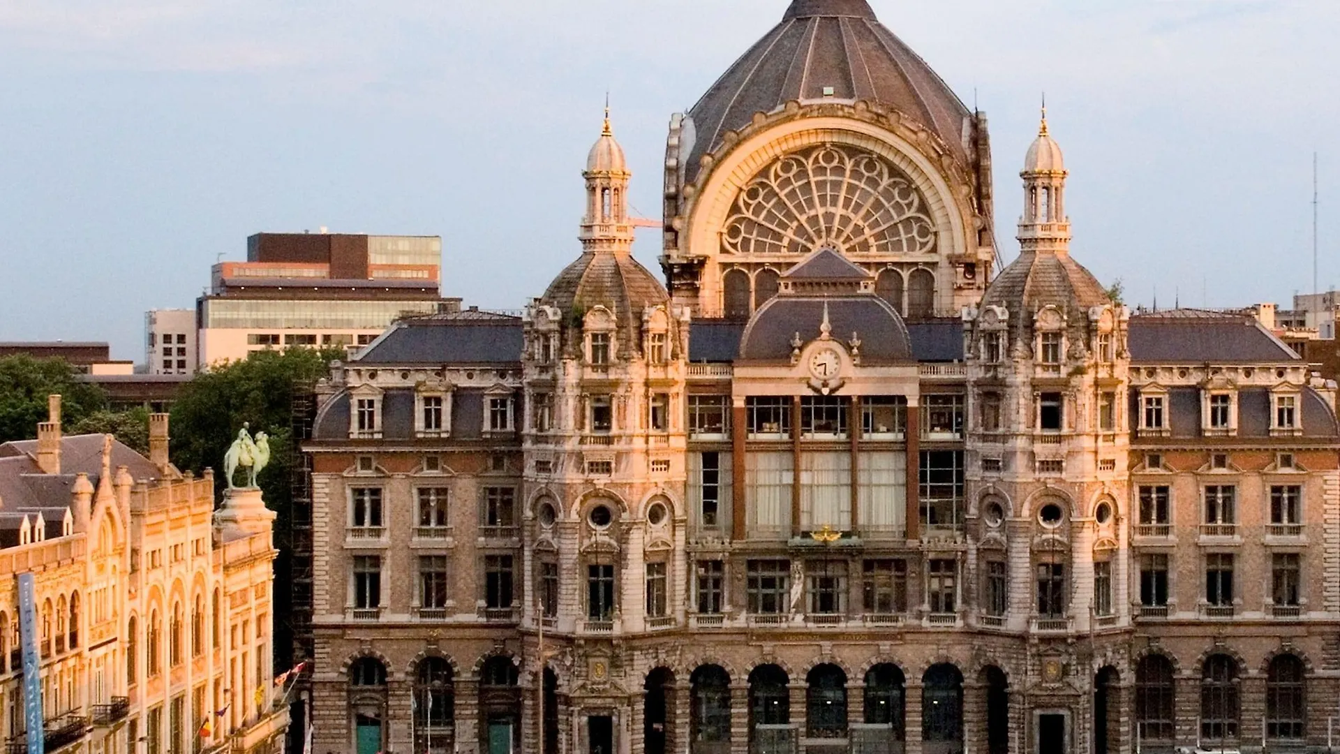 Park Inn By Radisson Antwerp City Centre Hotel